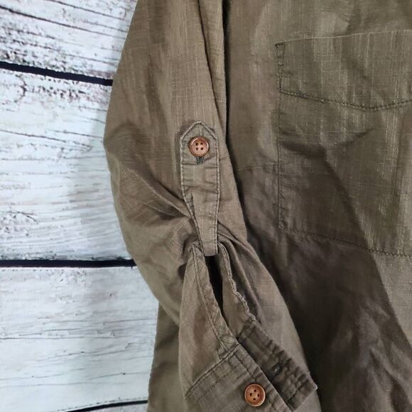 Croft & Barrow Women’s M 100% Cotton Linen Look Olive Green Button Front Top - Picture 3 of 7